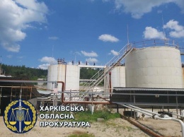 На Харьковщине нелегально работал нефтеперерабатывающий завод: силовики изъяли 560 тонн топлива, - ФОТО