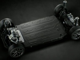 Tesla Model S Plaid действительно разгоняется до 100 км/ч быстрее 2 секунд, но есть оговорки
