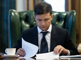 Зеленский подписал указ о санкциях в отношении российских компаний, платежных систем и "банков" ОРДЛО
