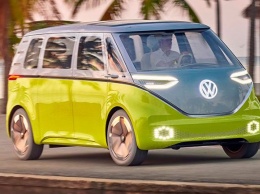 Volkswagen ID.Buzz впервые заметили на тестах в серийном кузове