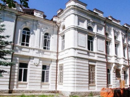 В рамках "Большого строительства" в Миргороде продолжается реконструкция Центра эстетического воспитания и школы искусств