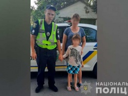 На Полтавщине полиция вернула матери 6-летнюю дочь, которая исчезла с детской площадки