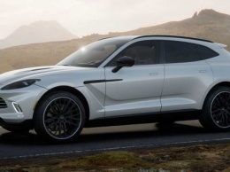 Марка Aston Martin рассказала об обновках на 2022 модельный год