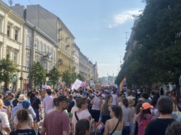 В Будапеште тысячи людей протестовали из-за закона об ЛГБТ