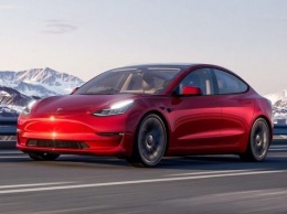 Китайская версия Tesla Model 3 подешевела сразу на $2323
