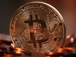 Стоимость Bitcoin впервые с середины мая превысила 45 тысяч долларов
