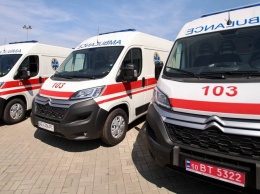Никопольская станция экстренной медпомощи получила 22 новые «скорые»