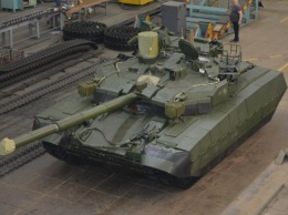 Ко Дню Независимости в Харькове изготовили танк "Оплот"