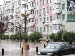 Большая вода в Крыму: подтоплена Керчь