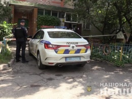 В Киеве на Виноградаре в холодильнике в одной из квартир нашли расчлененный женский труп (видео)