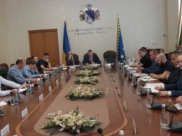 В Днепропетровском облсовете состоялось совещание по ситуации, сложившейся с задолженностью канала «Днепр - Западный - Донбасс»