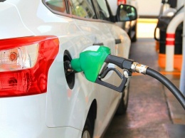 Розничные сети АЗС подняли цены на бензины и дизельное топливо