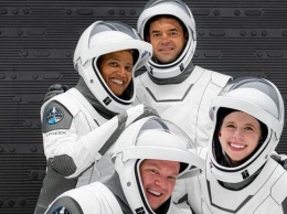 Полет SpaceX Inspiration 4: кто составил космический экипаж
