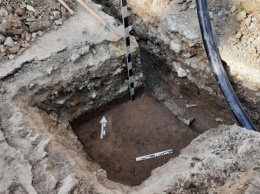 В Каменце-Подольском во время прокладки траншеи обнаружили древнерусское захоронение