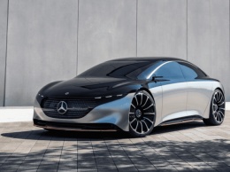 «Заряженный» Mercedes-AMG EQE поймали на тестах