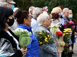 В Никополе возложили цветы в День партизанской славы