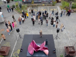 Во Львове презентовали скульптуру «Звуки города»