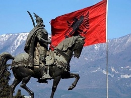 Экс-генпрокурора Албании приговорили к тюрьме за коррупцию