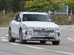 Audi вывел на тесты обновленный E-Tron Sportback: фото