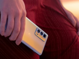 Motorola начинает продажи смартфона edge 20 pro