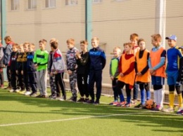 В Днепре ко Дню защитников и защитниц провели футбольный турнир среди детей-сирот (ФОТОРЕПОРТАЖ)