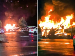 Партия новых Chevrolet Corvette C8 сгорела прямо возле завода GM (видео) | ТопЖыр