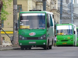 Вез много пассажиров: в Харькове выпишут крупный штраф водителю маршрутки