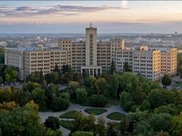 Каразинский университет частично уходит на дистанционку (список факультетов)