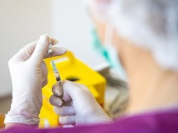 В сутки на Днепропетровщине делают более 15 тыс прививок от коронавируса