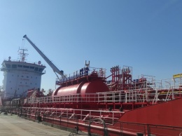 В украинский порт на Дунае прибыл танкер с новым для гавани грузом