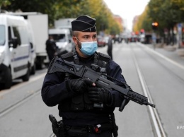 В Каннах напали на полицию: нападавший в критическом состоянии