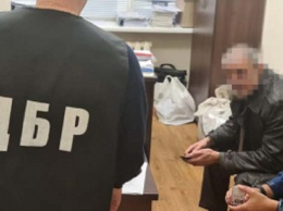 Били людей во время задержания: ГБР сообщили о подозрении полицейским Кривого Рога