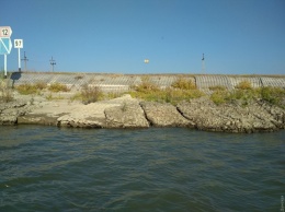 На украинском берегу Килийского устья Дуная разрушается дамба: под ней вымыло пустоты