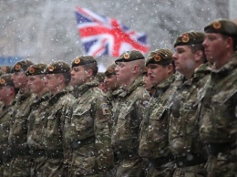 Британская армия возвращается в Германию из-за РФ