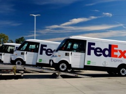 BrightDrop поставила первые 500 электрических фургонов службе доставки FedEx