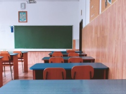 В Одесской области школы перешли на дистанционку: родители возмущены
