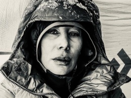Жена мэра Днепра покорила самую высокую гору Антарктиды