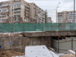 На Оболони аварийный подземный переход реконстрируют за более чем 50 млн гривен