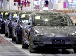 Компании Tesla пророчат лидирующие позиции на рынке электромобилей в 2022 году