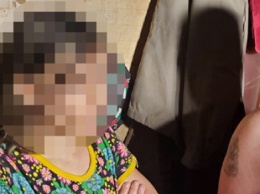 Жительницу Кировоградской области и ее сожителя задержали за развращение собственных детей
