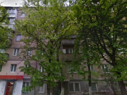 Жители дома № 8 на ул. Генерала Воробьева жалуются, что коммунальщики затягивают проведение ремонта по программе софинансирования