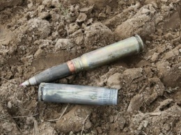 В Кривом Роге возле больницы нашли снаряд