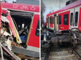 Столкновение пассажирских поездов произошло в Германии (ФОТО)