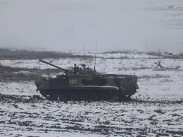 Россия заявила об отводе части войск после учений на границе с Украиной