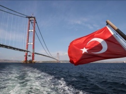Турция завершила строительство первого моста через пролив Дарданеллы