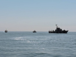 Россия заблокировала судоходство вдоль украинского берега