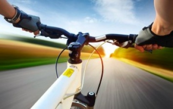 Водители, внимание: по нескольким дорогам Николаевщины будет ограничено движение - в ближайших два дня соревнуются велогонщики