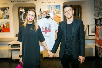 Мурад и Наталья Османн на презентации коллаборации FollowMeTo в галерее «Шалтай-Болтай»