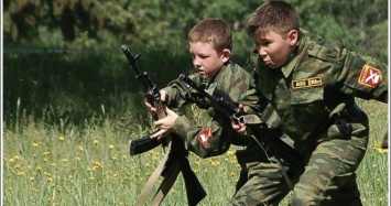 Оккупанты «отправят» крымских детей «на Берлин»