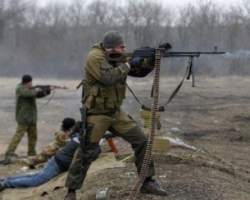 Бойцы АТО отбили атаку террористов в Станице Луганской: пришлось достать оружие (ВИДЕО)